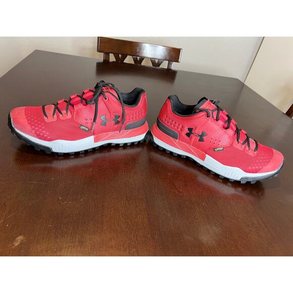 Under Armour Men's UA Newell Ridge Low GTX Hiking Shoe NEW ~ Size 9.5 - Picture 2 of 10